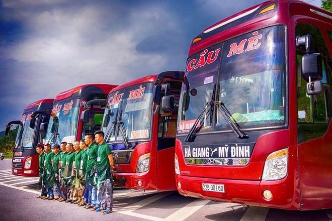Xe Cầu Mè Mặt trước xe Giường nằm 41 chỗ