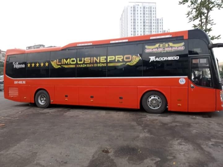 Xe Hiền Phước Bên hông xe Giường nằm 40 chỗ