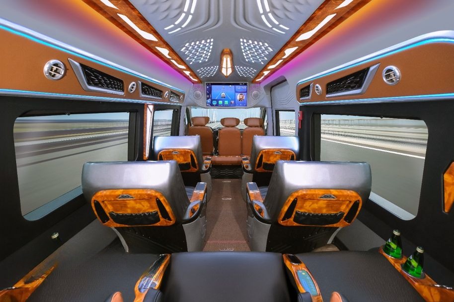 Xe MEKO Limousine Nội thất Limousine 9 chỗ