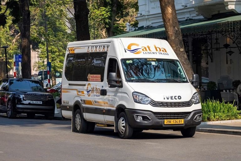 Xe Good morning Cát Bà Mặt trước xe 
