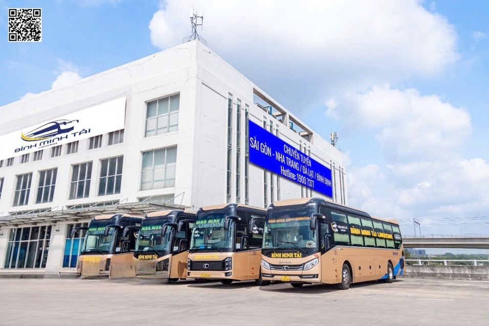 Xe Bình Minh Tải Mặt trước xe Bên hông xe Limousine 34 Phòng Đơn