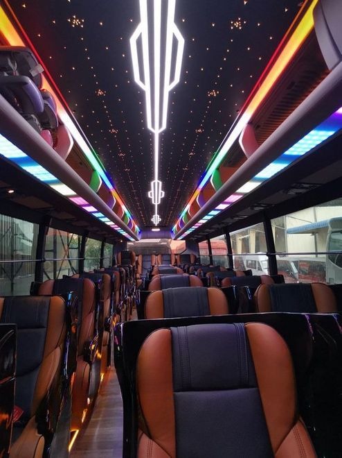 Xe Ngọc Cường Nội thất Limousine 25 chỗ VIP