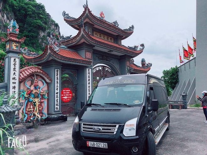 Xe Phú Bình (Quảng Ninh) Mặt trước xe Limousine 9 chỗ