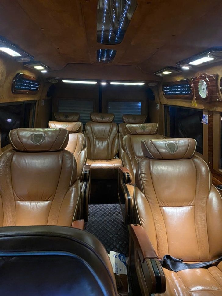 Xe Lâm Hải Limousine Ghế ngồi Tiện ích Nội thất Limousine 9 chỗ
