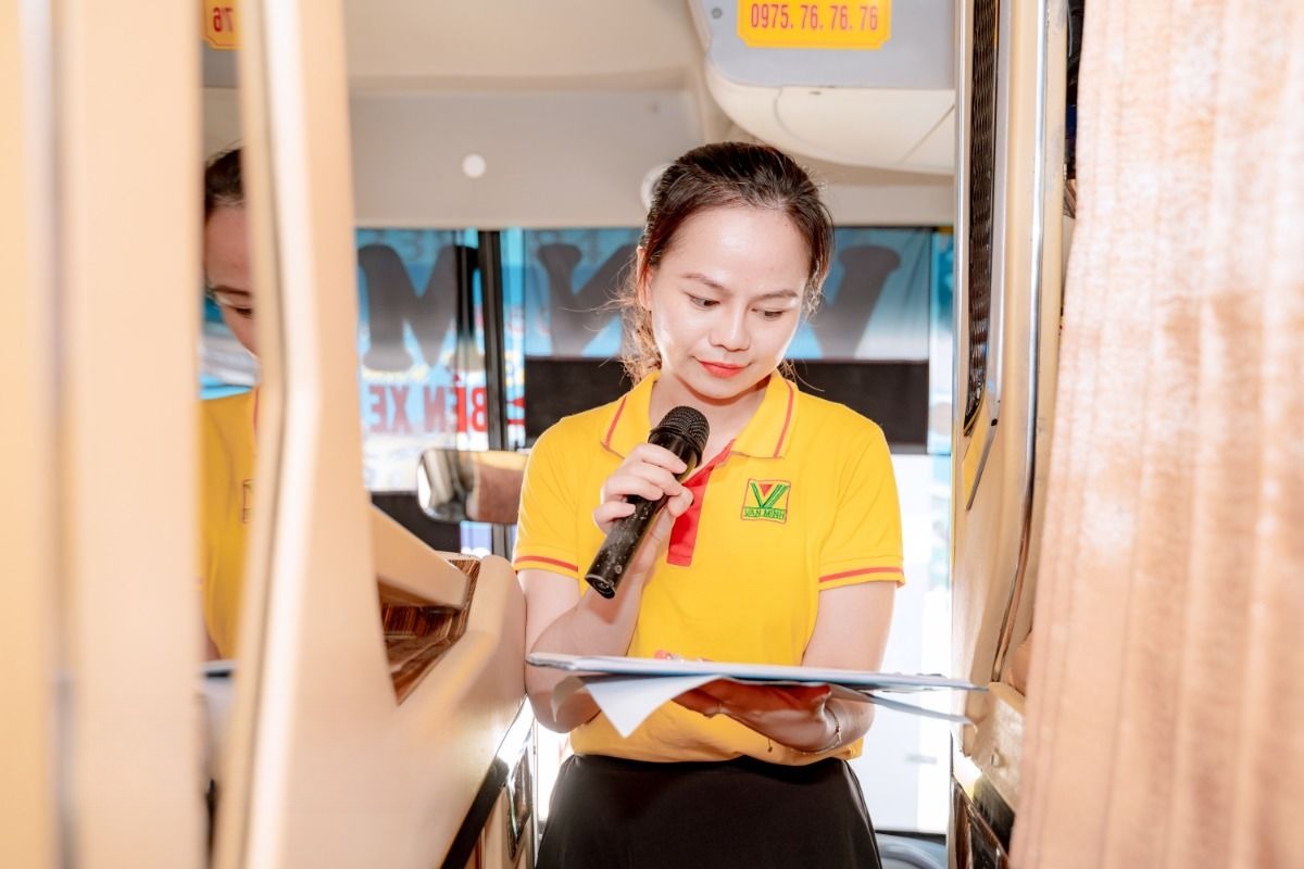 Xe Văn Minh Tiện ích Giường nằm 38 chỗ 
