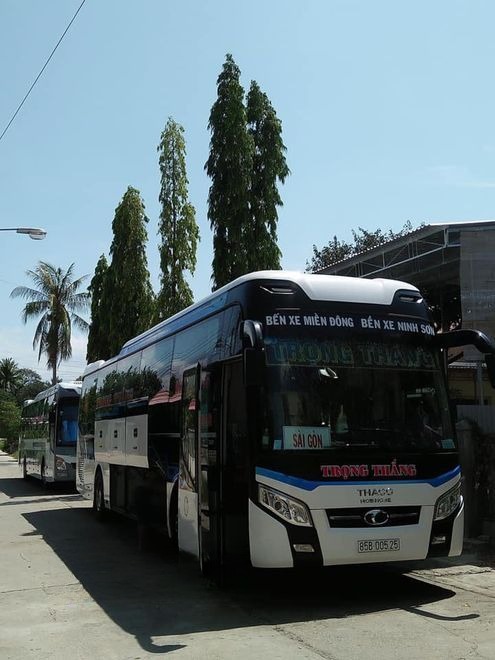 Xe Trọng Thắng Mặt trước xe Xe VIP 34 giường
