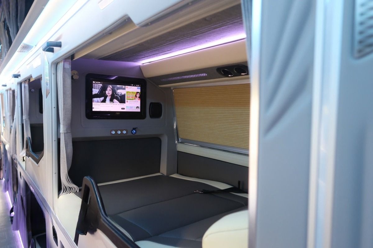 Xe Trang Hòa Giường nằm Tiện ích Nội thất Limousine 24 phòng