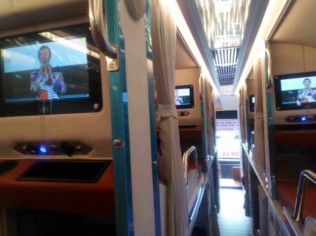 Xe Vạn Lục Tùng Giường nằm Tiện ích Nội thất Limousine 34 Giường VIP