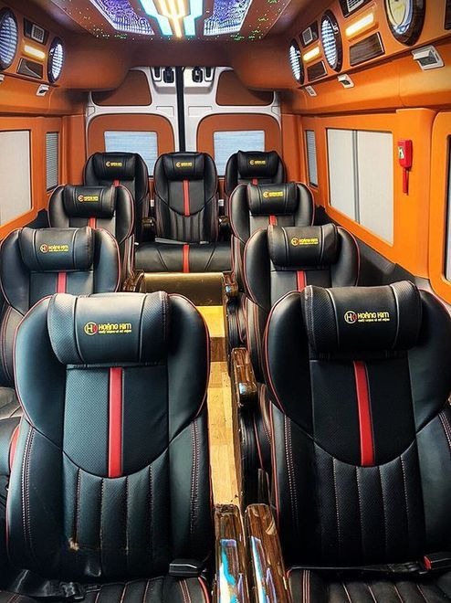 Xe Hoàng Kim - Đắk Nông Tiện ích Nội thất Limousine 11 chỗ