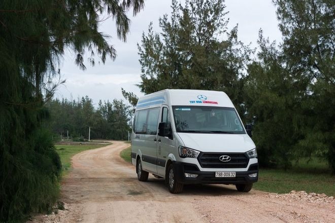 Xe Sao Limousine Mặt trước xe Limousine 9 chỗ
