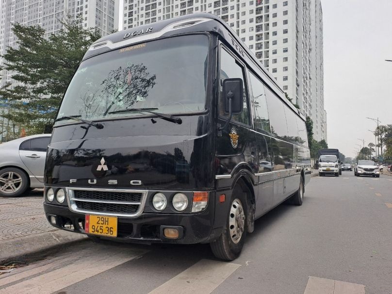 Xe Daily Limousine Mặt trước xe Samco 29 chỗ
