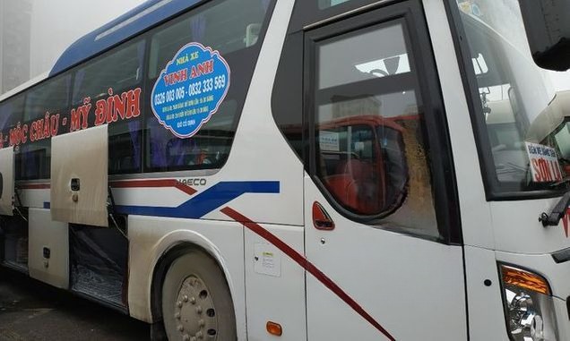 Xe HTX 30/4 Bên hông xe Giường nằm 40 chỗ