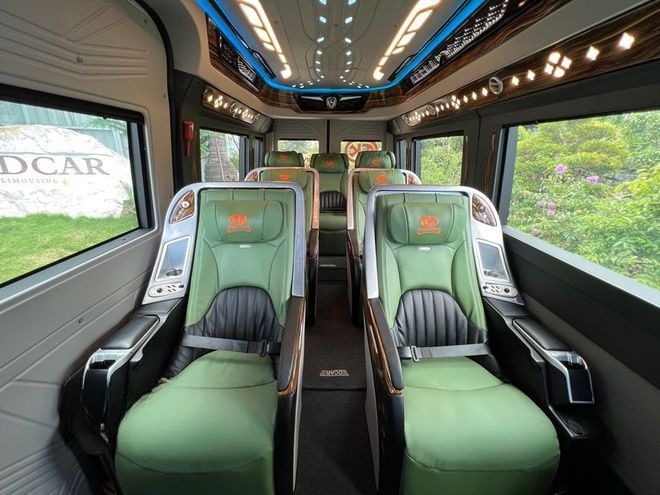 Xe Thiên Kim Ghế ngồi Tiện ích Nội thất Limousine 10 chỗ