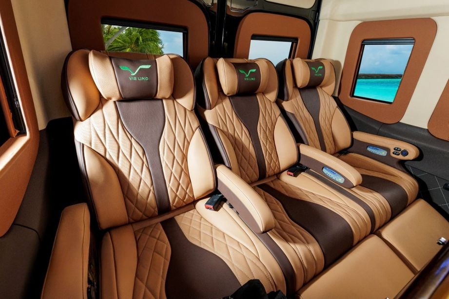 Xe Vie Limousine Ghế ngồi Nội thất Limousine 9 chỗ