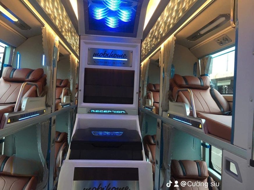 Xe Hùng Thục (Nghệ An) Tiện ích Nội thất Limousine 34 giường