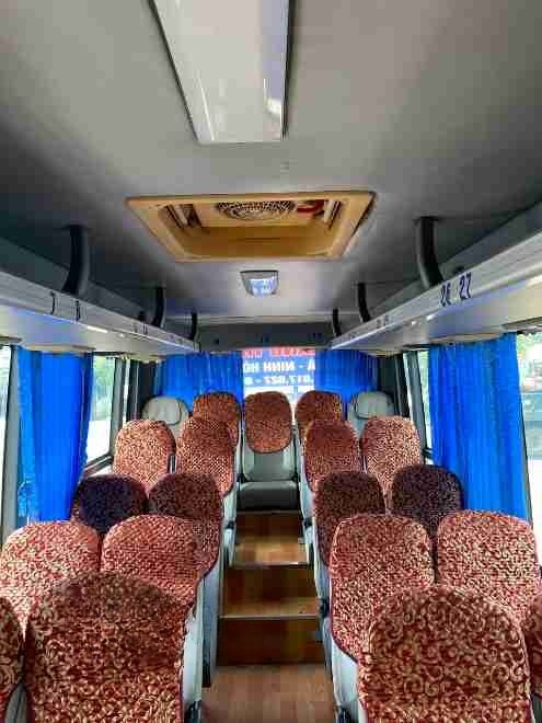 Xe Quang Trung (Đà Lạt) Ghế ngồi Tiện ích Nội thất Ghế ngồi 28 chỗ