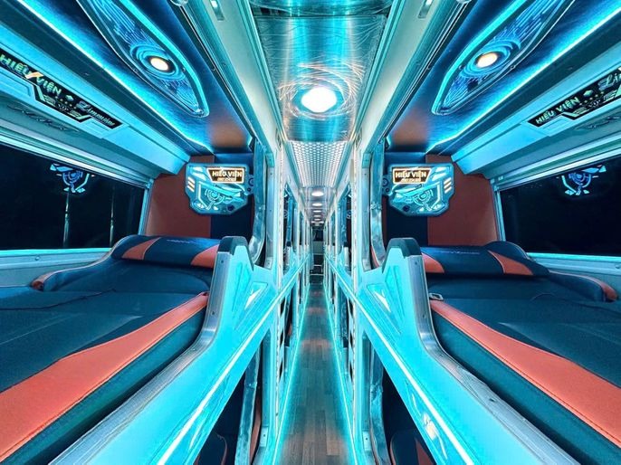 Xe Hiếu Viện Giường nằm Tiện ích Nội thất Limousine 22 Phòng (WC)
