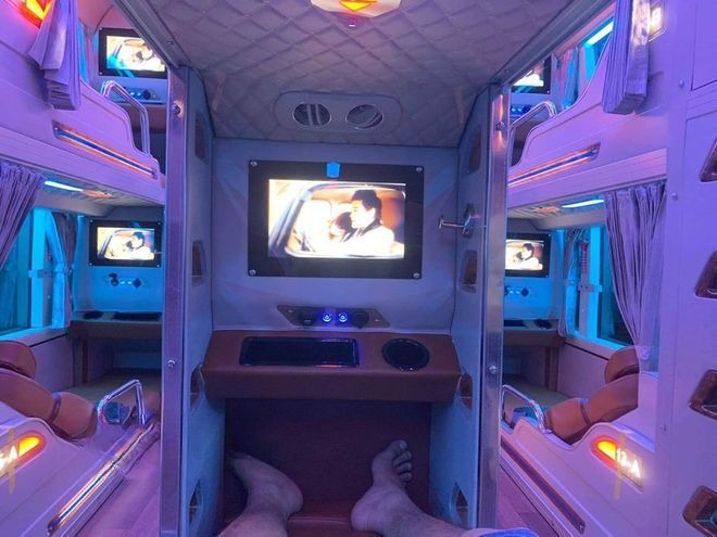 Xe Anh Phát Giường nằm Tiện ích Nội thất Limousine 34 chỗ