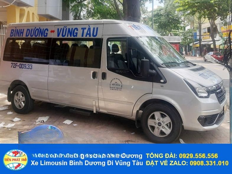 Xe Tiến Phát 360 Bên hông xe Ghế ngồi 16 chỗ