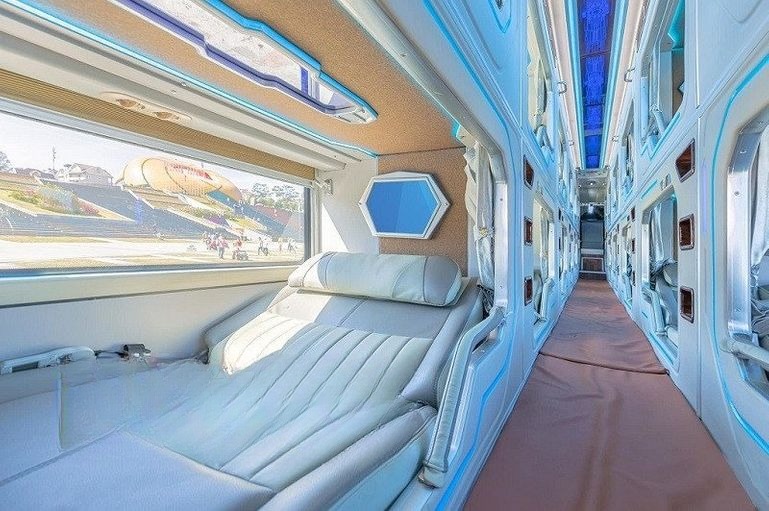 Xe Thành Trung (Bình Định) Giường nằm Tiện ích Nội thất Limousine 24 phòng