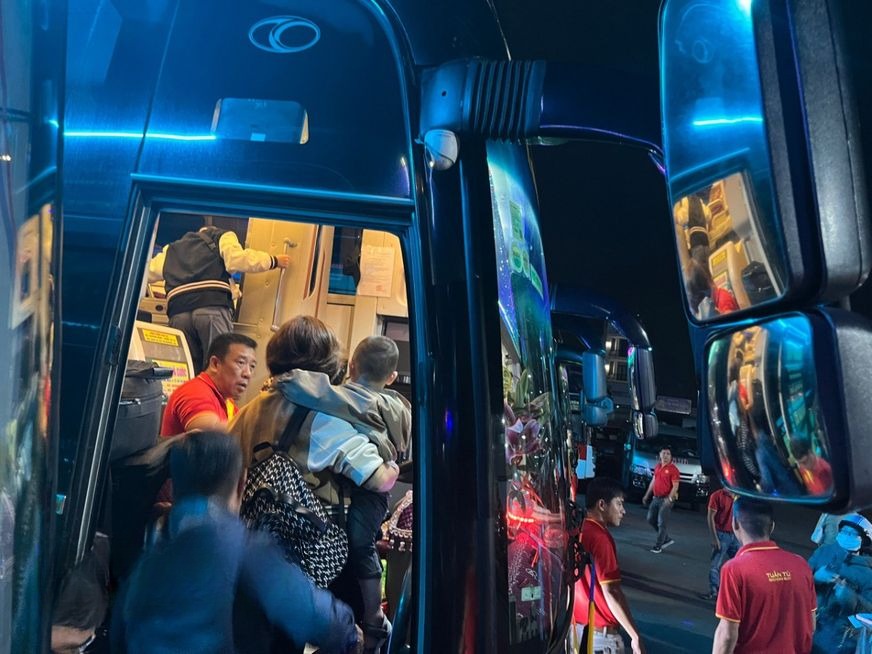 Xe Tuấn Tú Express undefined