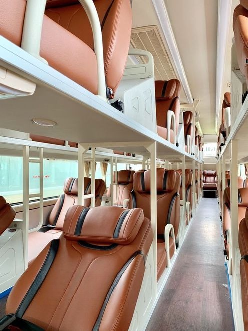 Xe Hoàng Thủy Giường nằm Tiện ích Nội thất Limousine 38 giường VIP