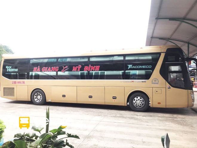 Xe Công Thắng (Hà Giang) Bên hông xe Giường nằm 46 chỗ
