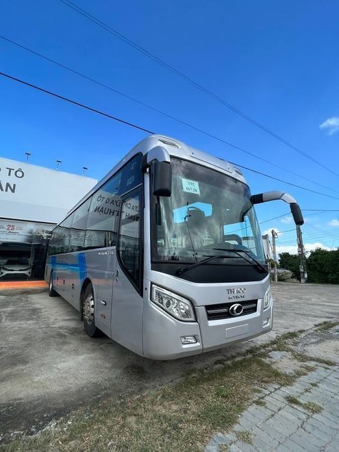 Xe Hoàng Anh - Phan Rang Mặt trước xe Giường nằm 38 chỗ