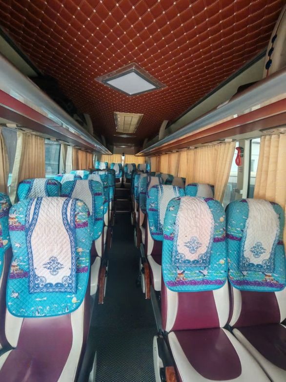 Xe Trang Ngọc Phát Tiện ích Ghế ngồi Nội thất Ghế ngồi 28 chỗ