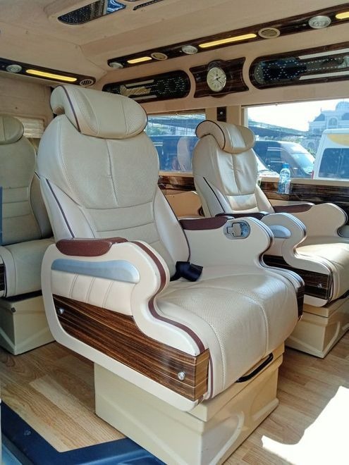 Xe Saco Travel Tiện ích Nội thất Ghế ngồi 16 chỗ
