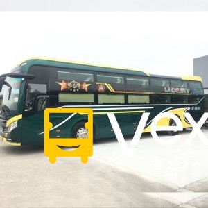 Xe Cúc Tùng (Đà Nẵng) Bên hông xe Limousine giường phòng 22 chỗ