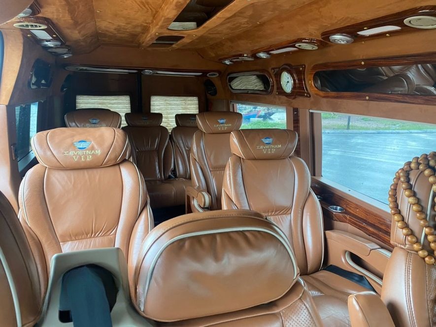 Xe Bắc Ninh Limousine Nội thất Limousine 9 chỗ