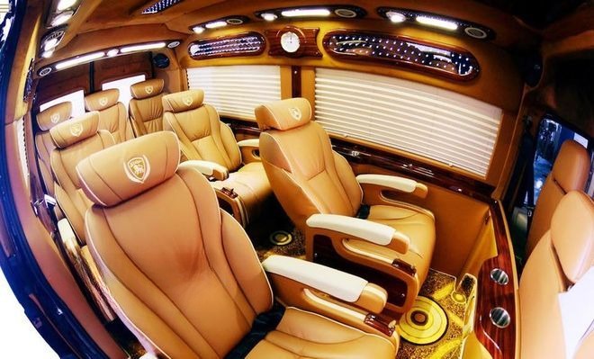 Xe Xe Nhà Nội thất Limousine 9 chỗ