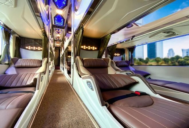 Xe Vexeonline Thuê Xe Khanh Phong Limousine giường nằm 32 chỗ (WC)