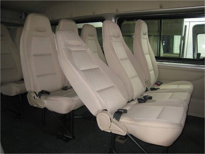 Xe Nam Quỳnh Anh Ghế ngồi Tiện ích Nội thất Ghế ngồi 16 chỗ
