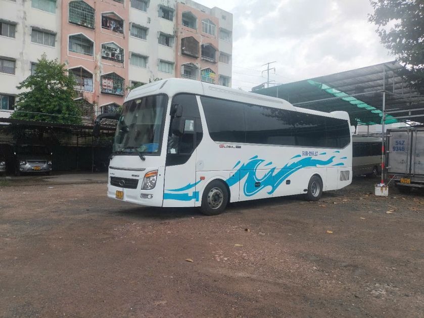 Xe Thanh Phong (Xuyên Mộc) Mặt trước xe Bên hông xe Ghế ngồi 35 chỗ