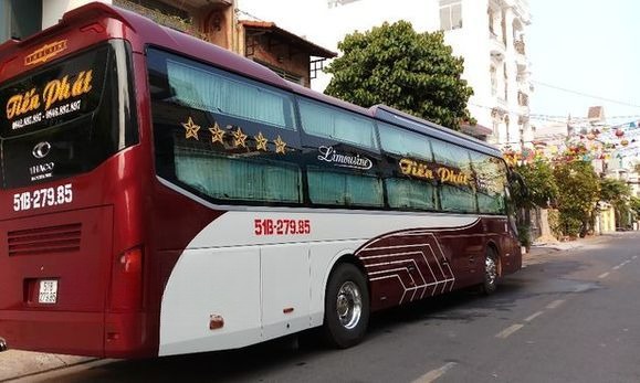 Xe Tiến Phát Giường nằm Bên hông xe Limousine giường phòng 34 chỗ