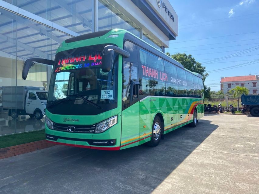Xe Thanh Lịch Mặt trước xe Bên hông xe Giường nằm 34 phòng
