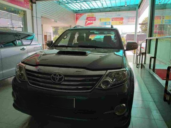 Xe Thủy Hà Linh Mặt trước xe Xe 7 chỗ
