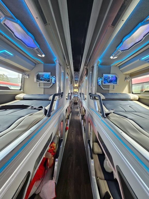 Xe Quang Hạnh (NT) Giường nằm Limousine 24 phòng