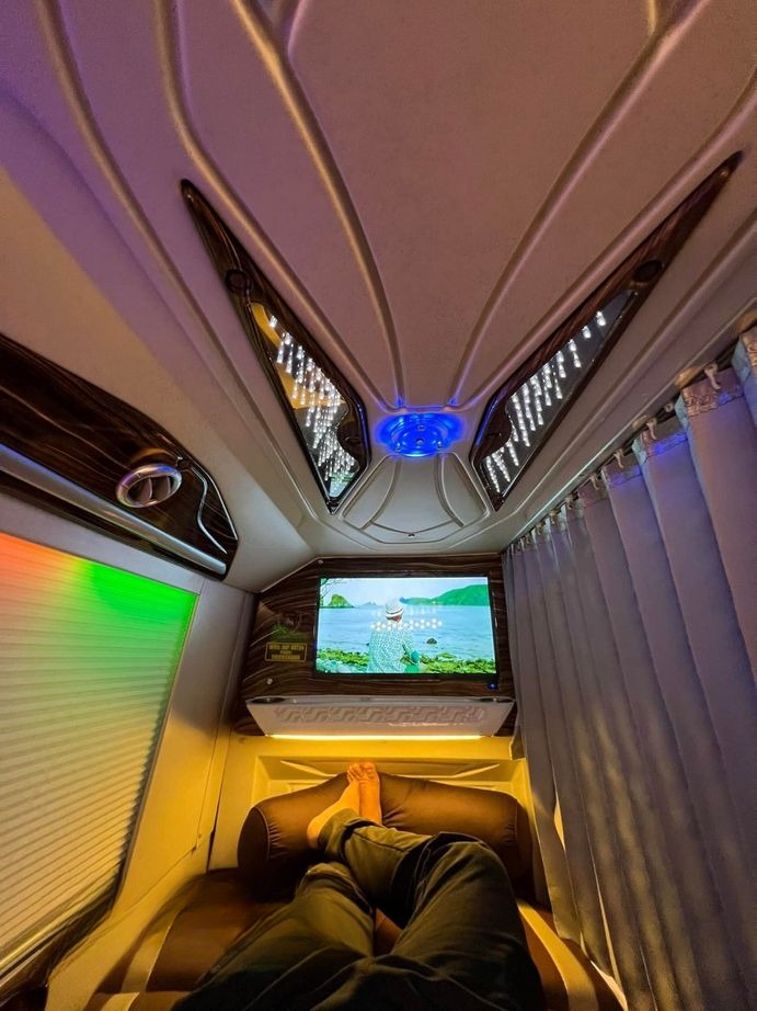 Xe Thiện Thành Limousine Giường nằm Tiện ích Nội thất Limousine 24 phòng