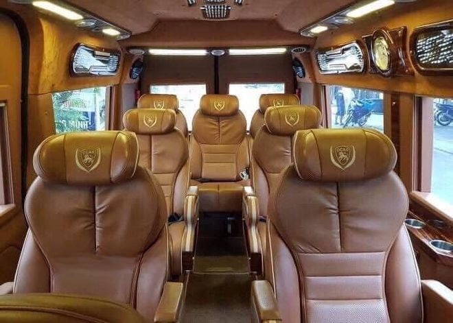 Xe Ngọc Cường Nội thất Limousine 9 chỗ 