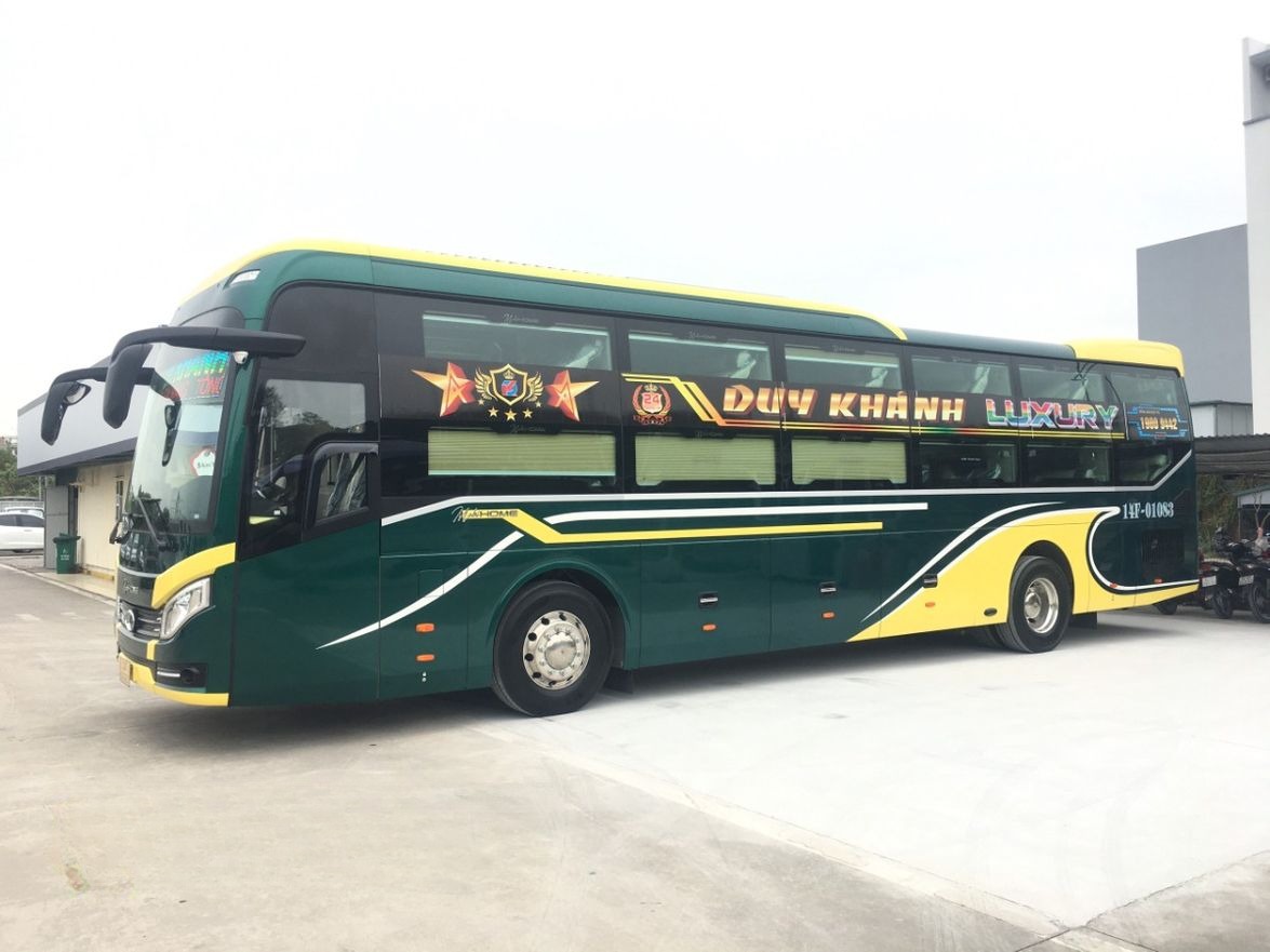 Xe Duy Khánh Limousine Bên hông xe Limousine giường phòng 24 chỗ