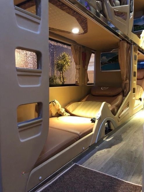 Xe Lovabus Giường nằm Nội thất Limousine giường phòng 21 chỗ