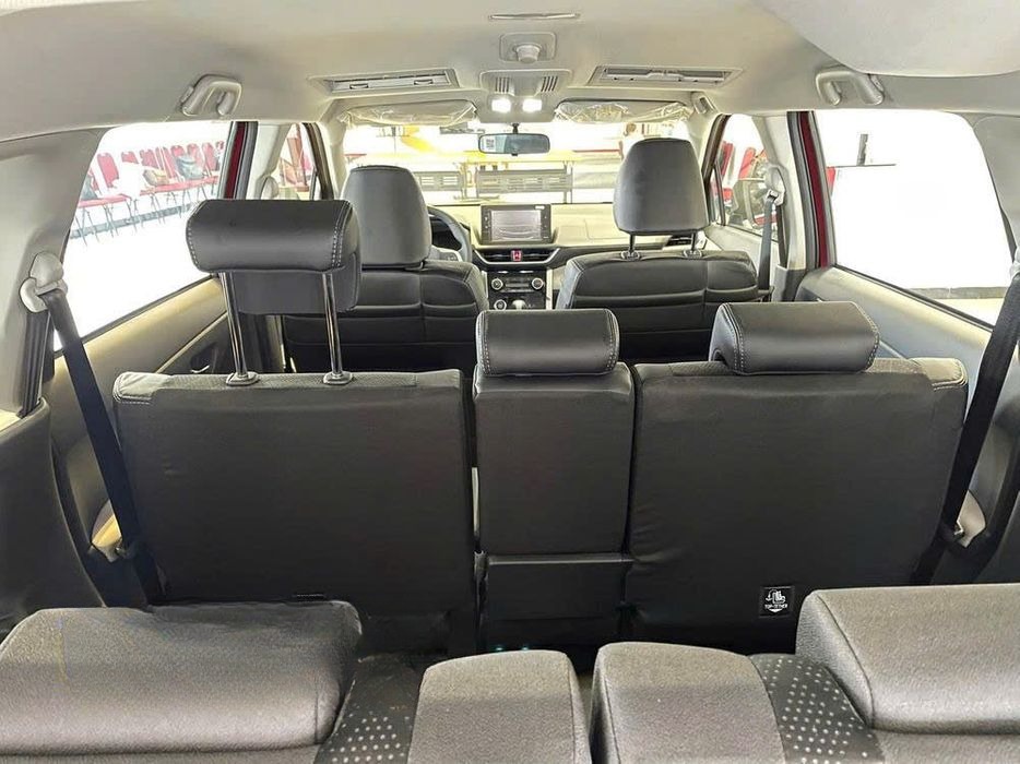 Xe Linh Lê Mặt sau xe Sơ đồ ghế 7 chỗ 