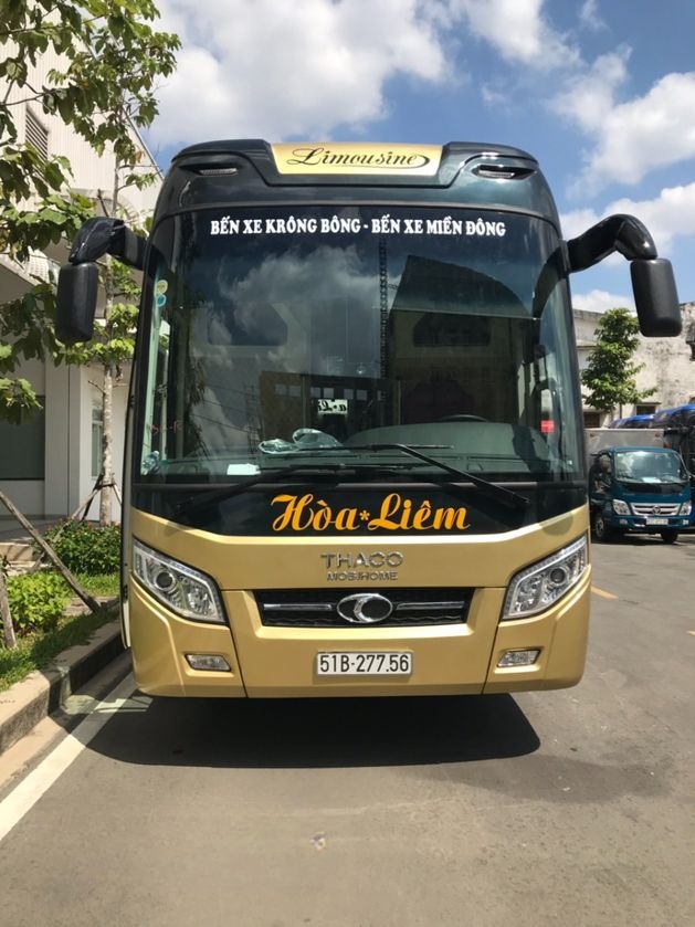 Xe Hòa Liêm Mặt trước xe Limousine 22 Phòng
