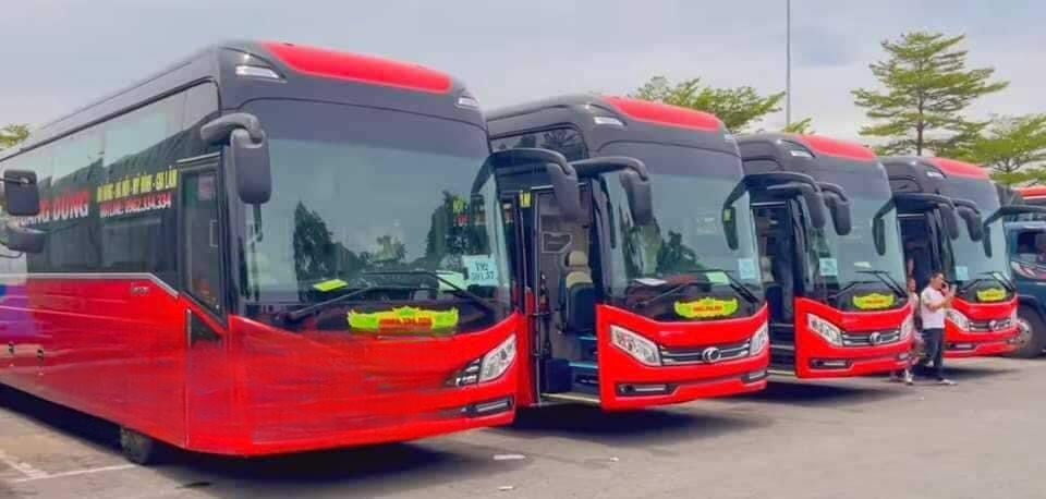 Xe Quang Dũng Limousine Mặt trước xe Giường nằm VIP 20 phòng
