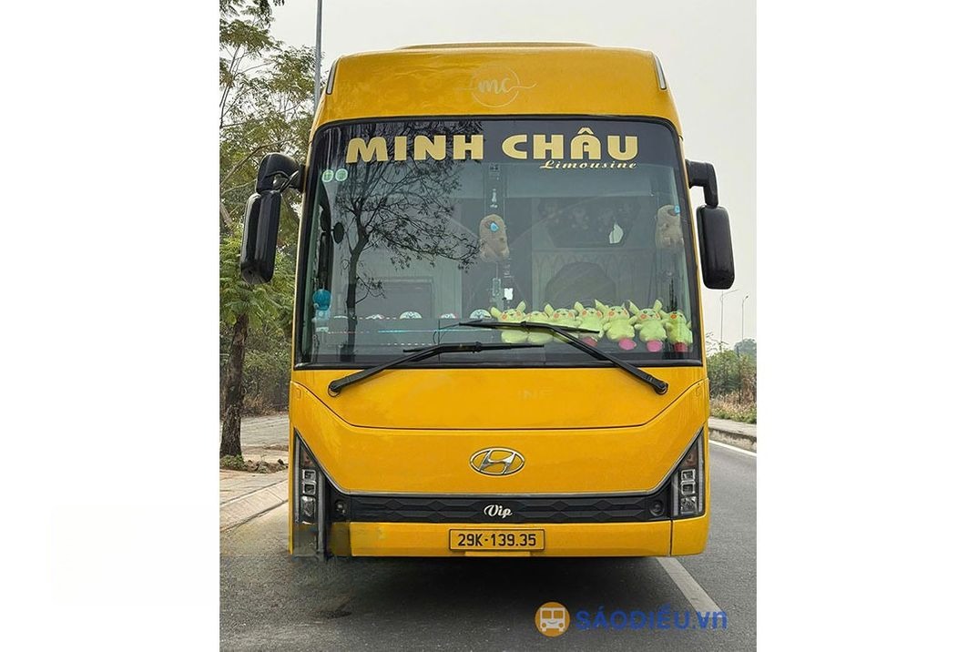 Xe Minh Châu Mặt trước xe Ghế ngồi 35 chỗ
