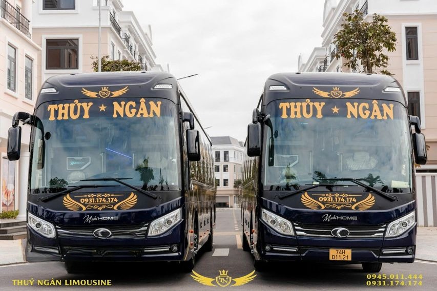 Xe Thủy Ngân Mặt trước xe Limousine 22 phòng VIP (WC)