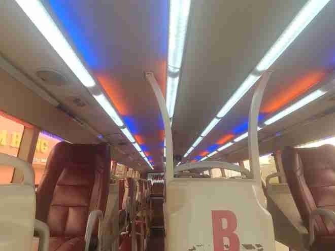 Xe Hoàng Long Hải Vân  Giường nằm Tiện ích Nội thất Giường nằm 40 chỗ